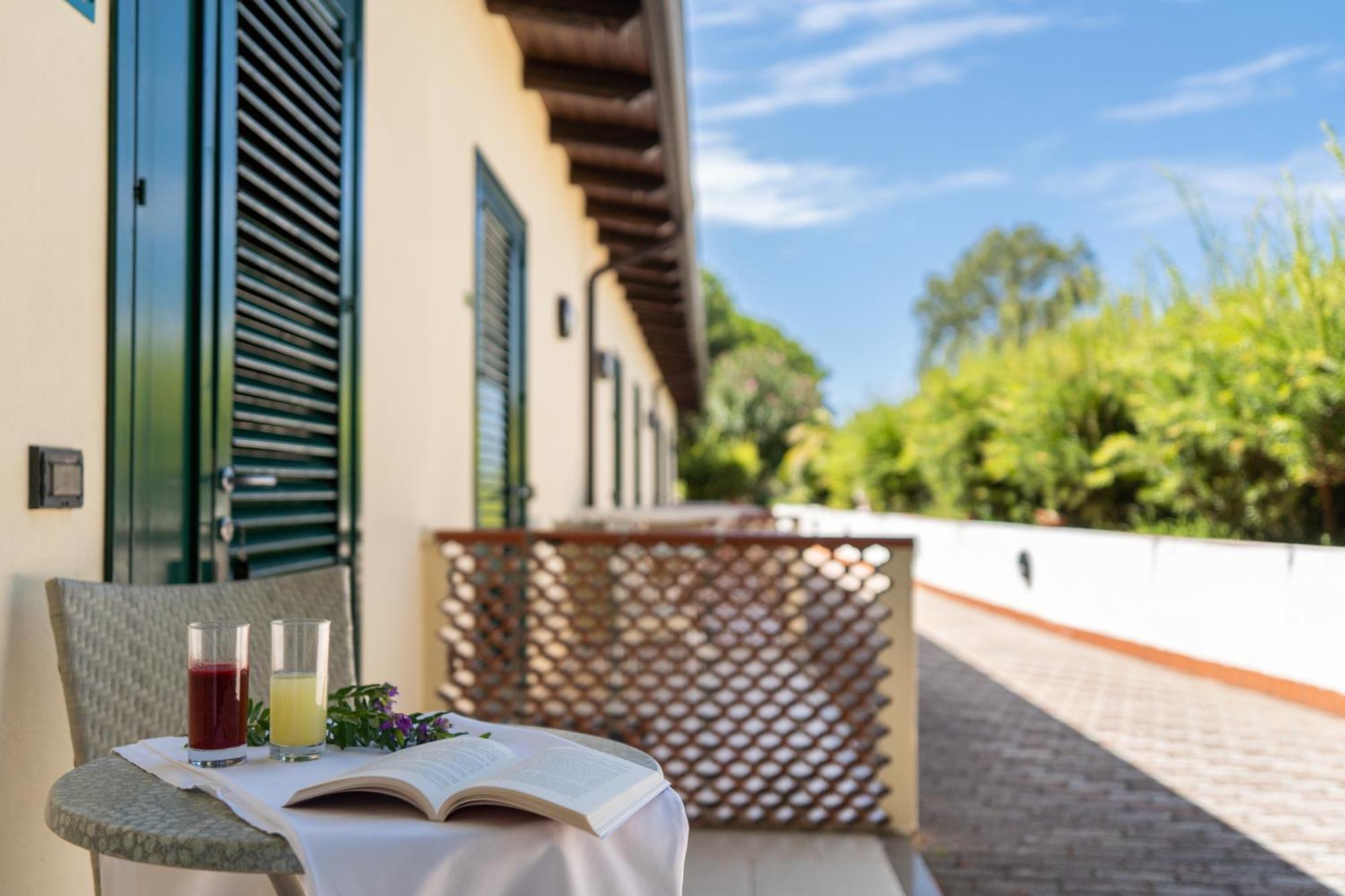 Hotel Santa Lucia Parghelia Esterno foto