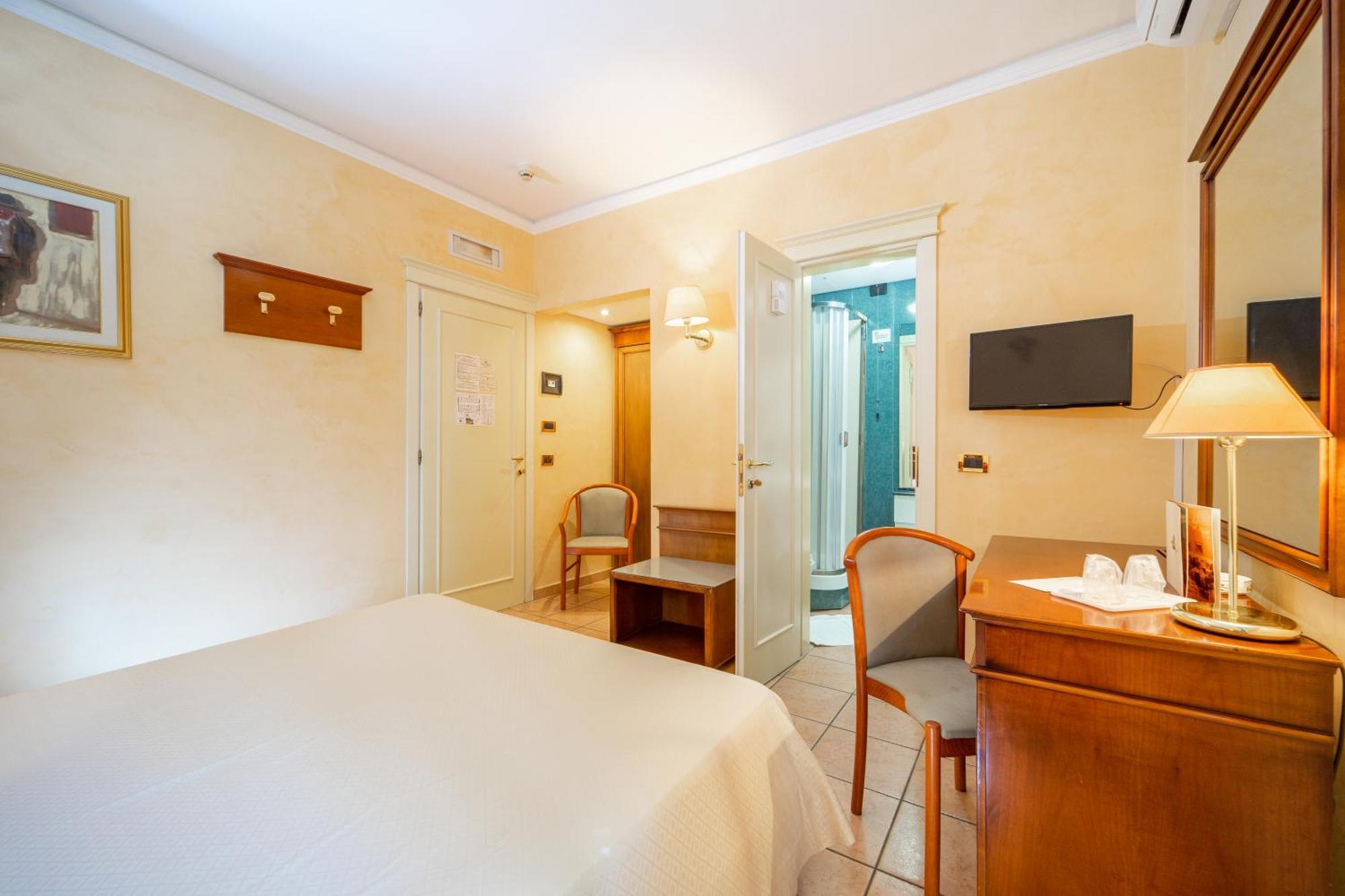 Hotel Santa Lucia Parghelia Esterno foto