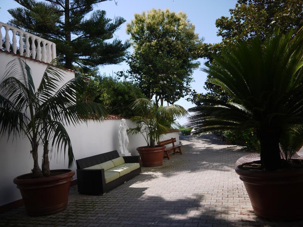 Hotel Santa Lucia Parghelia Esterno foto